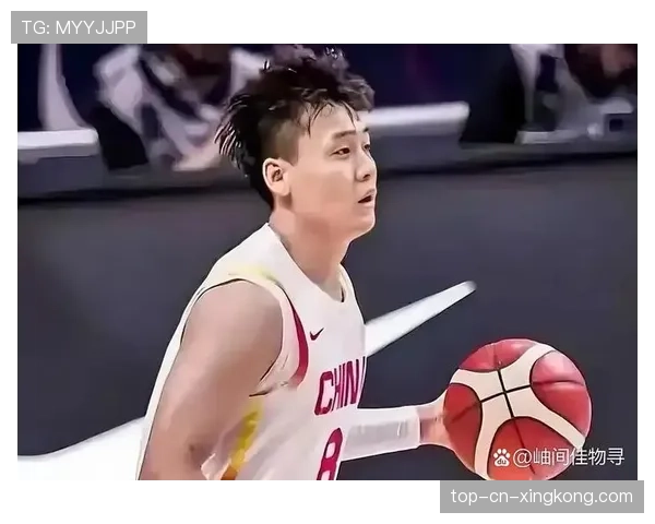 裁判的影子挡了球员视线，球员当裁判