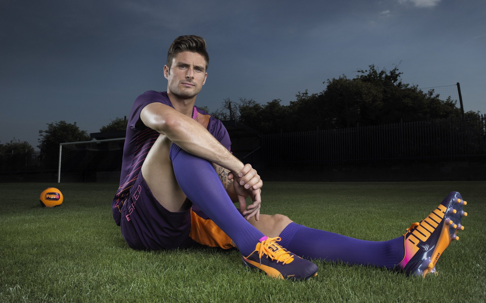 星空体育入口官网-切尔西遭遇卡拉巴赫强攻，2-2战平，未能锁定三分，切尔西名宿巴拉克